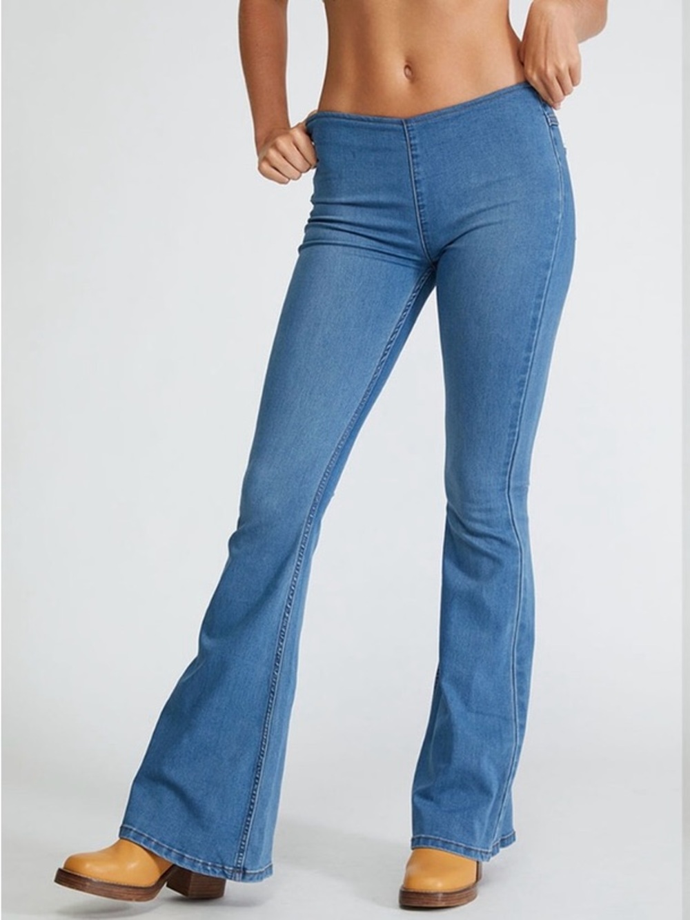 Free People We The Free People Penny Pull On Flare Stretch Jeans Size 29 - Picture 2 of 8